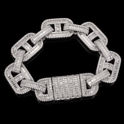 Cuban bracelet with full diamond pig nose