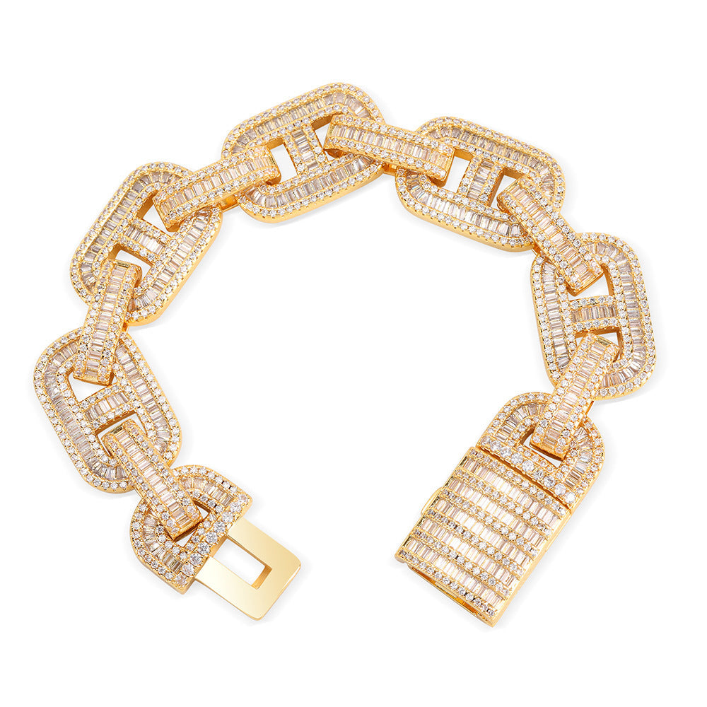 Cuban bracelet with full diamond pig nose